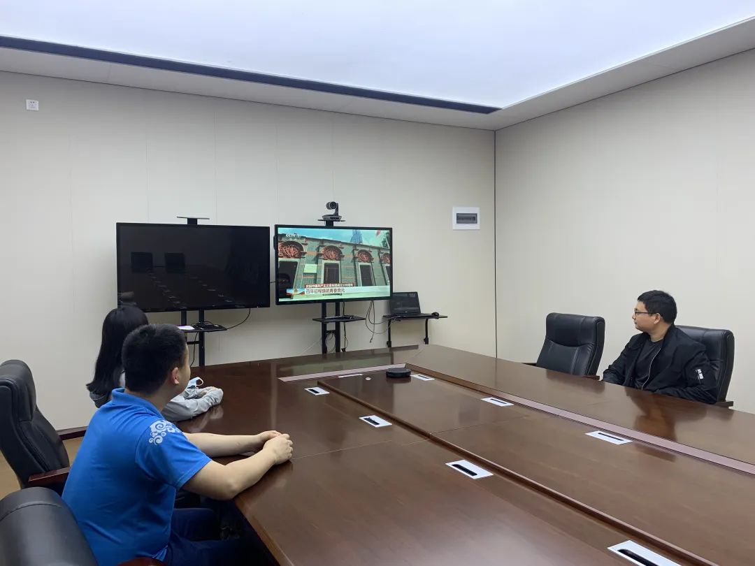 f2895678fec645bdc4af955c13d6f98.jpg f2895678fec645bdc4af955c13d6f98.jpg