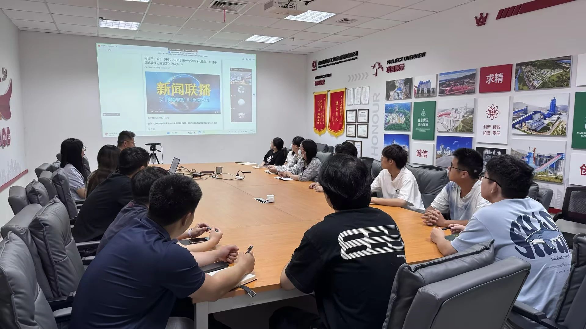 6d4b82fe48b6fb7ac31590b8cc022ab1.jpg 6d4b82fe48b6fb7ac31590b8cc022ab1.jpg